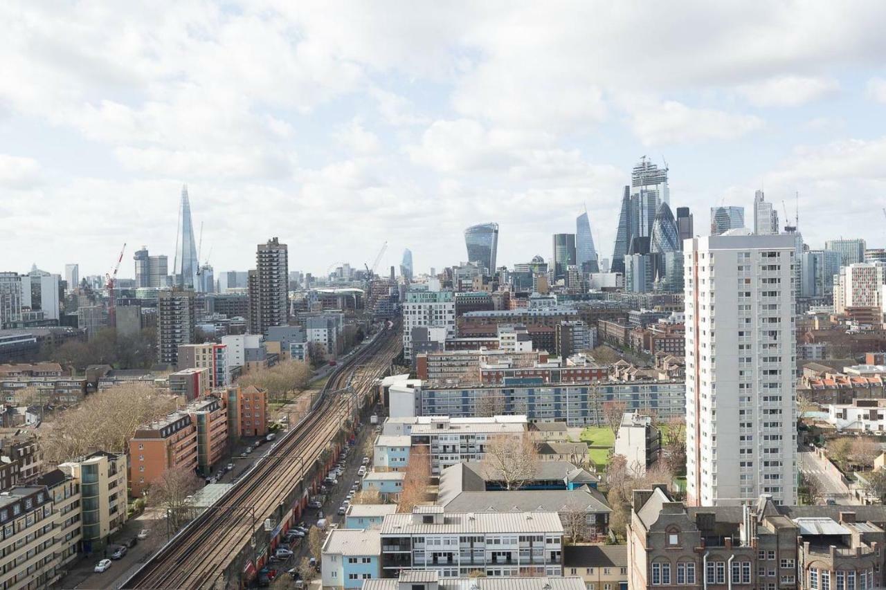 Modern 1 Bedroom Apartment In E1 With Great Views Londres Exterior foto